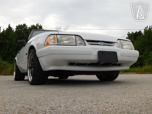 Used 1990 Ford Mustang LX image 37