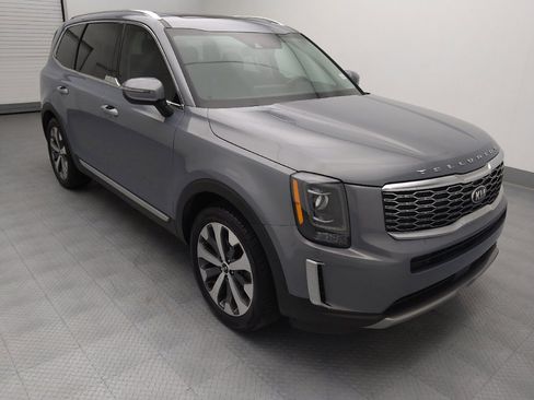Used 2020 Kia Telluride EX w/ EX Premium Package image 13