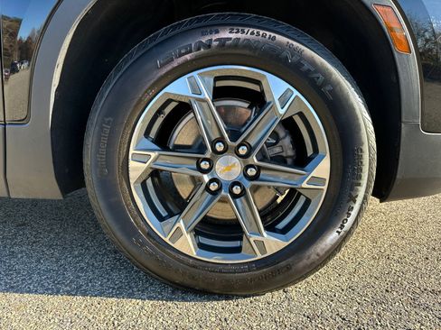 Used 2025 Chevrolet Blazer LT image 12