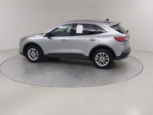 Certified 2022 Ford Escape SE AWD/4WD image 17