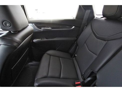 New 2024 Cadillac XT5 Sportv w/ Technology Package image 12