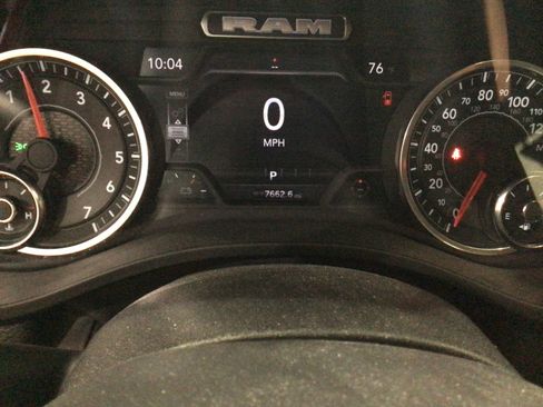 Used 2025 RAM 1500 Laramie w/ Sport Appearance Package AWD/4WD image 5
