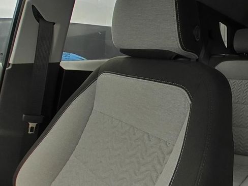 Used 2022 Chevrolet Equinox LS FWD image 9