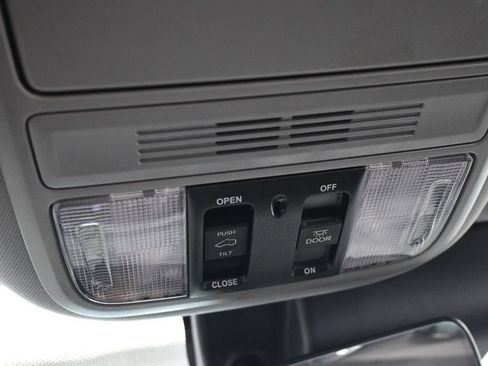 Used 2022 Honda Pilot Special Edition image 33