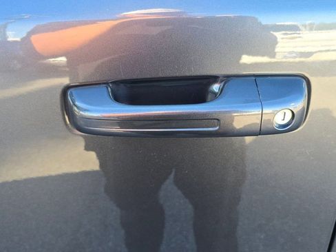 Used 2022 RAM 1500 Big Horn image 12