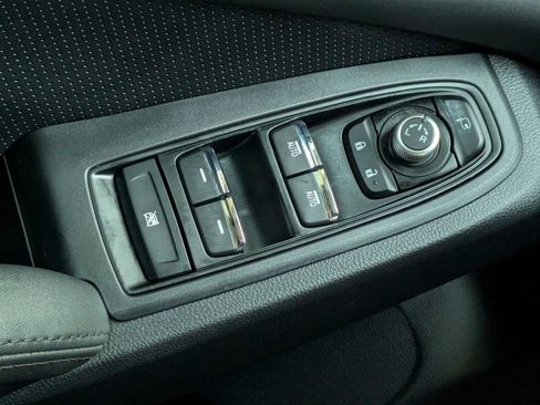 Certified 2025 Subaru Ascent Bronze Edition w/ Onyx Package image 28