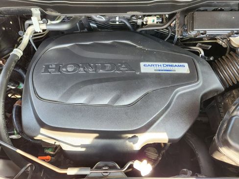 Certified 2019 Honda Ridgeline Black Edition image 9