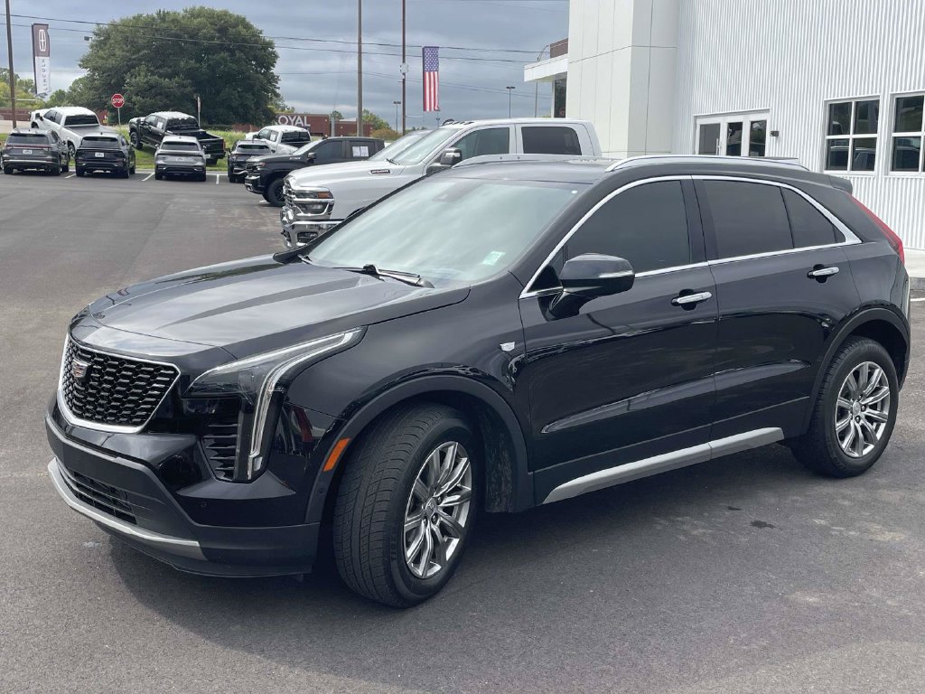 Used 2019 Cadillac XT4 Premium Luxury w/ Technology Package AWD/4WD image 7