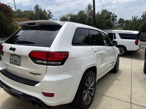 Used 2018 Jeep Grand Cherokee Trackhawk AWD/4WD image 4