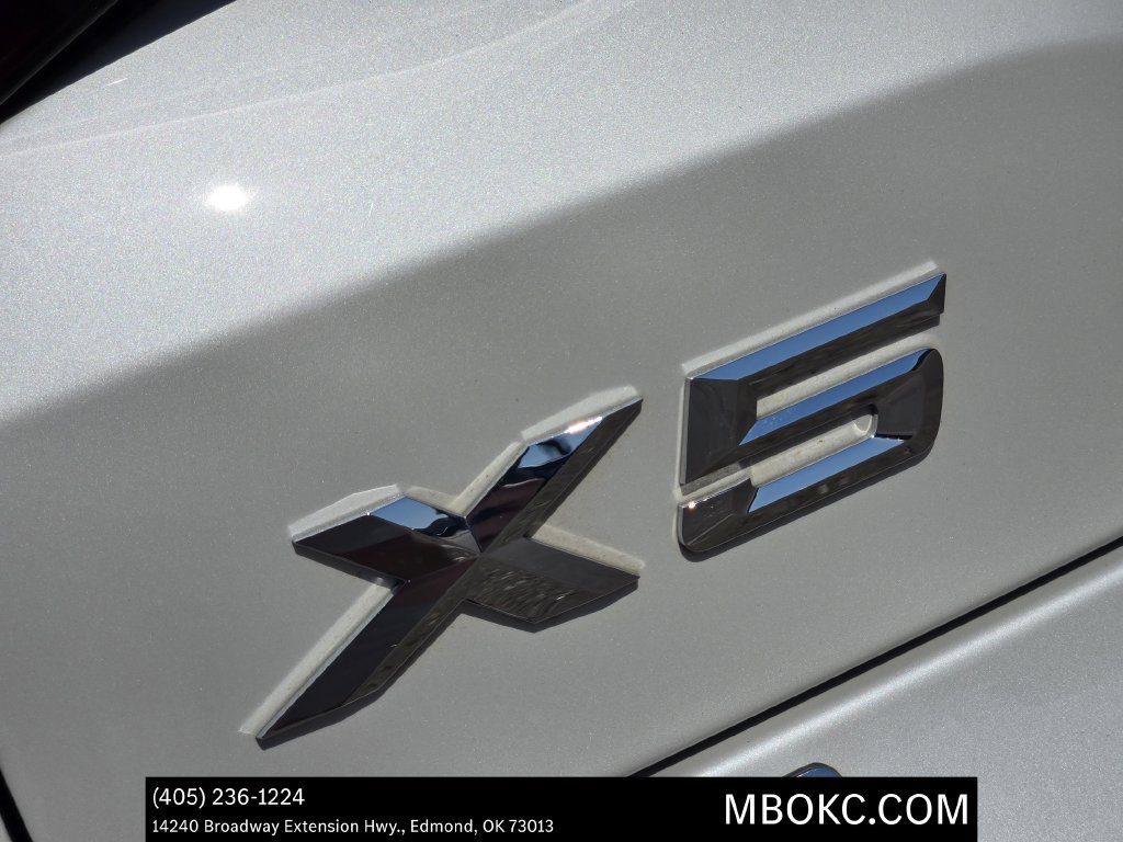 Used 2021 BMW X5 sDrive40i w/ Premium Package RWD image 9