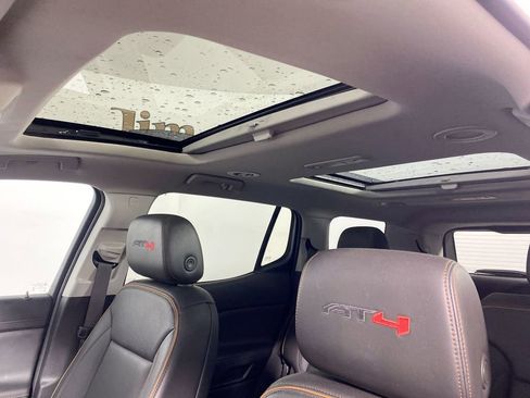 Used 2023 GMC Acadia AT4 w/ Technology Package image 21