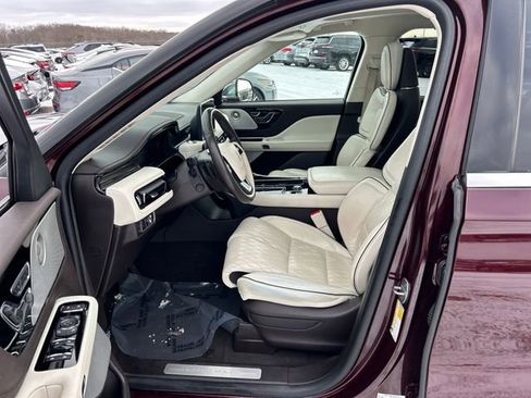 Used 2022 Lincoln Aviator Black Label Grand Touring image 9