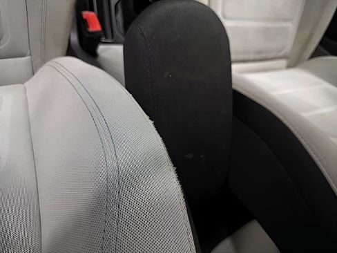 Used 2019 Jeep Renegade Latitude image 16