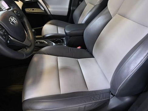 Used 2015 Toyota RAV4 Limited AWD/4WD image 8