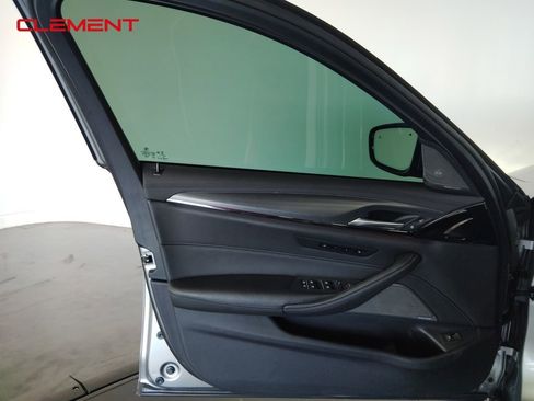 Used 2020 BMW M5 w/ Executive Package image 26