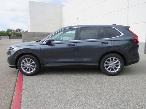 Used 2025 Honda CR-V EX image 8
