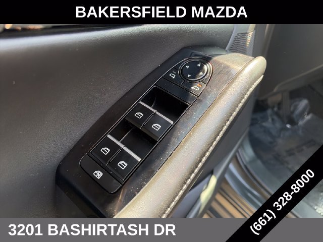 Used 2025 MAZDA CX-30 AWD 2.5 S w/ Preferred Package image 11
