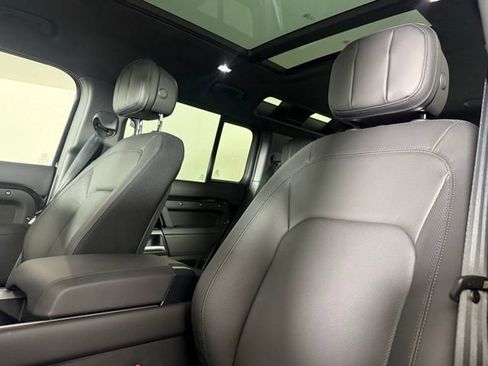 New 2026 Land Rover Defender 110 X AWD/4WD image 5