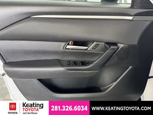 Used 2026 MAZDA CX-50 AWD 2.5 S w/ Preferred Pkg image 11