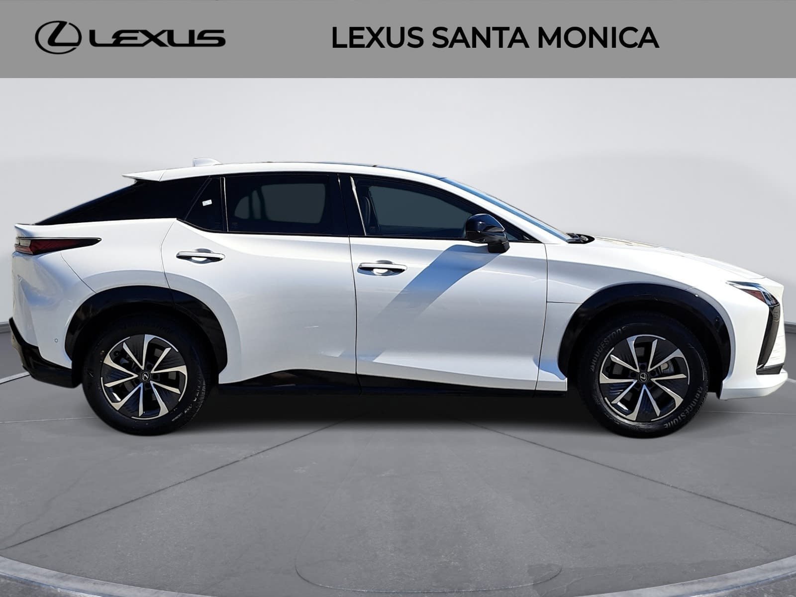 Used 2023 Lexus RZ 450e Premium w/ Technology Package AWD/4WD image 4