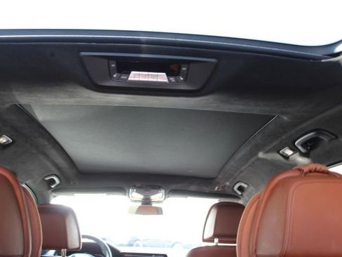 Used 2022 BMW ALPINA XB7 image 30