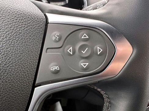 Used 2023 Chevrolet Traverse LT AWD/4WD image 17