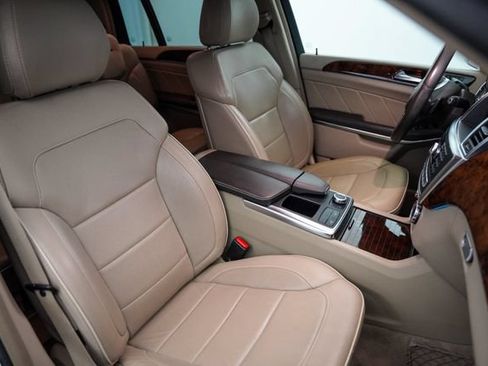 Used 2013 Mercedes-Benz GL 450 4MATIC image 19