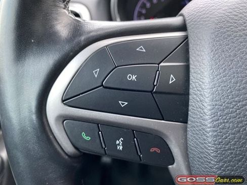 Used 2020 Jeep Grand Cherokee Limited image 19