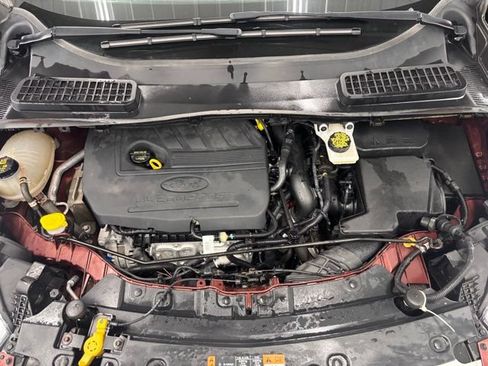 Used 2018 Ford Escape SE AWD/4WD image 16
