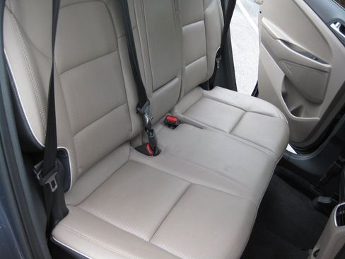 Used 2021 Hyundai Tucson Limited FWD image 35