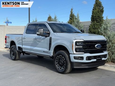 Used 2026 Ford F350 Platinum w/ FX4 Off-Road Package AWD/4WD image 14