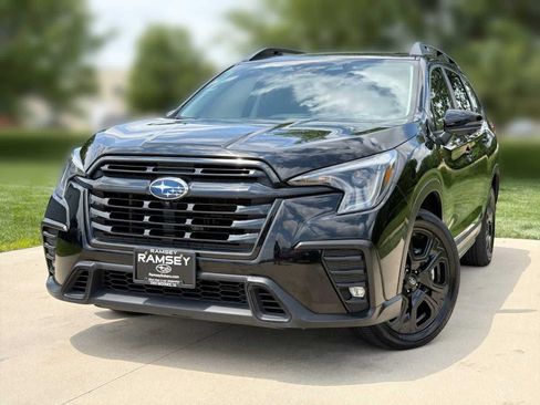 Certified 2023 Subaru Ascent Onyx Edition Limited AWD/4WD image 1