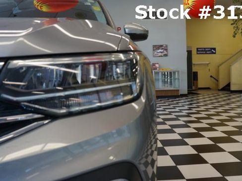 Certified 2024 Volkswagen Tiguan S image 70