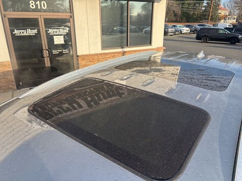 Used 2023 Buick Enclave Premium w/ Experience Buick Package image 12