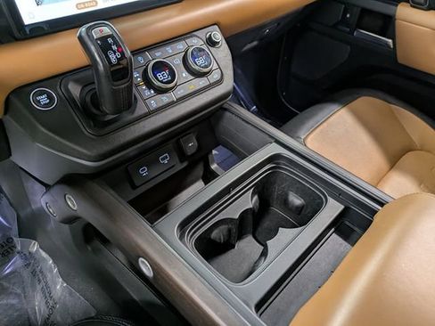 Used 2020 Land Rover Defender 110 X image 14