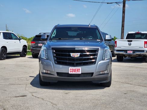 Used 2019 Cadillac Escalade Premium Luxury w/ Escalade Sport Edition RWD image 2