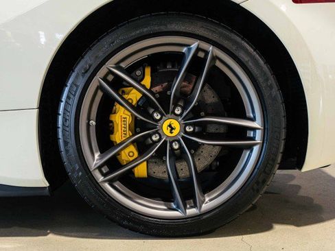 Used 2016 Ferrari 488 GTB - FACTORY TWO TONE PAINT - CAR image 26