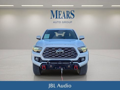 Used 2023 Toyota Tacoma TRD Off-Road image 9