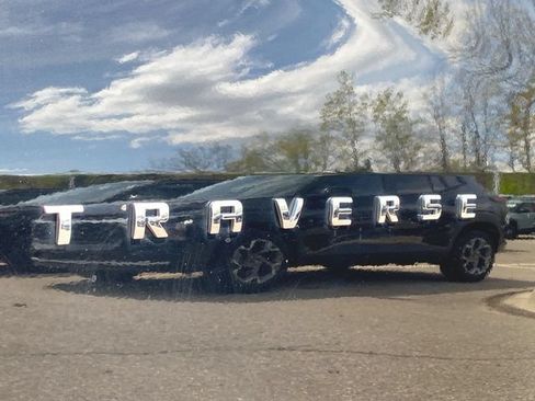 Used 2023 Chevrolet Traverse LT FWD image 30