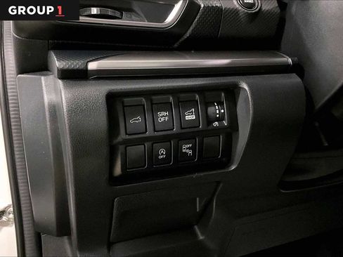 Used 2023 Subaru Forester Premium image 36