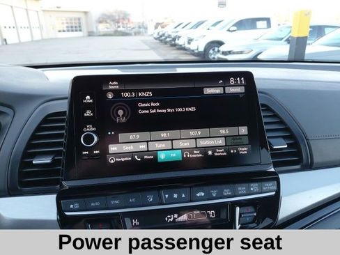 Used 2025 Honda Odyssey Touring image 16