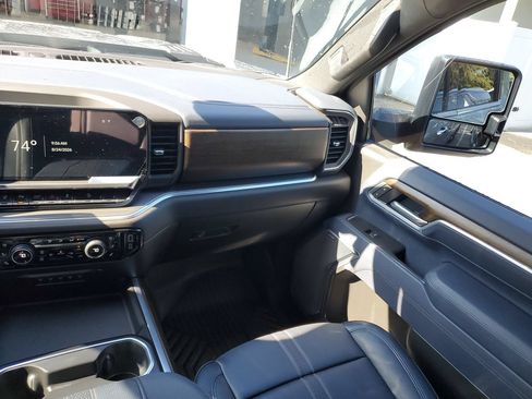 Used 2026 Chevrolet Silverado 3500 High Country w/ High Country Premium Package AWD/4WD image 15