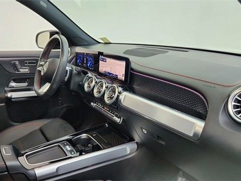 Used 2024 Mercedes-Benz EQB 250+ 250+ image 20