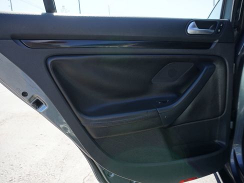 Used 2012 Volkswagen Jetta TDI image 14