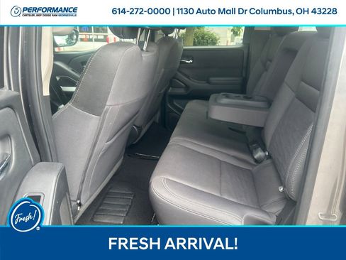 Used 2022 Nissan Frontier SV AWD/4WD image 13