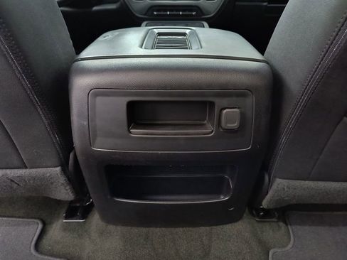 Used 2018 GMC Sierra 1500 SLT w/ SLT Premium Package AWD/4WD image 22