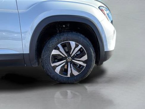 New 2026 Volkswagen Atlas SE image 27
