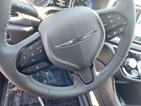 New 2026 Chrysler Pacifica Limited w/ S Appearance Package FWD image 20