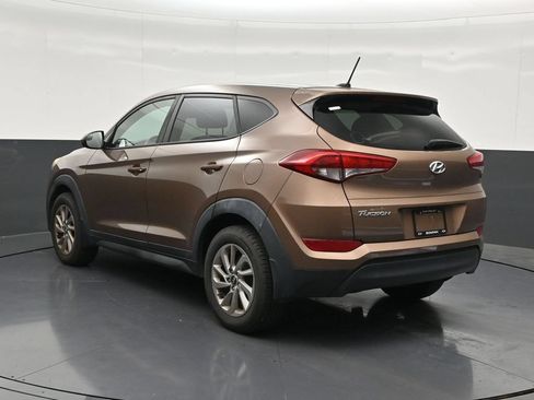 Used 2017 Hyundai Tucson SE FWD image 3