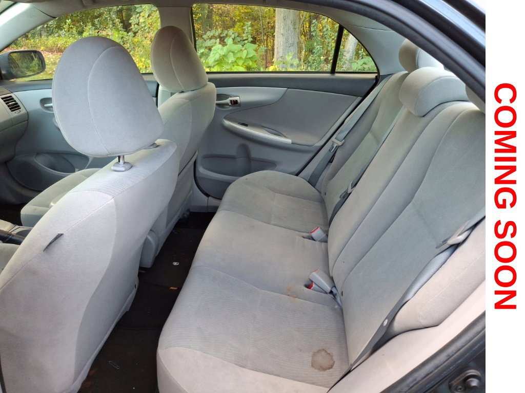 Used 2011 Toyota Corolla LE FWD image 9